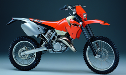 125 EXC                   2001