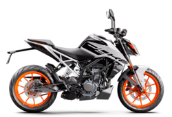 200 Duke, white, ABS-IKD            2020