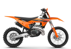 300 XC                              2025