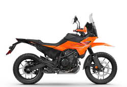 390 ADVENTURE X, orange-B.D.        2025